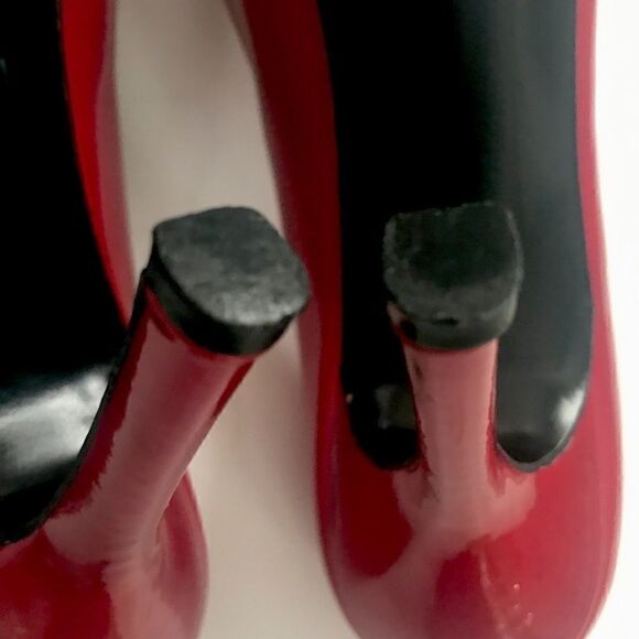 Stuart Weitzman Pumps   - Picture 11 of 12